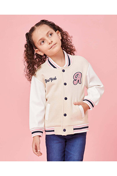REDTAG جاكيت بناتي مطبوع عليه شعار الجامعة باللون البيج