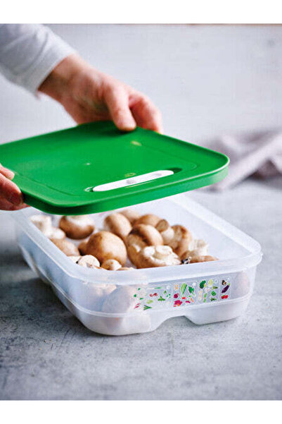 Tupperware Low Veggie Keeper 1.8L