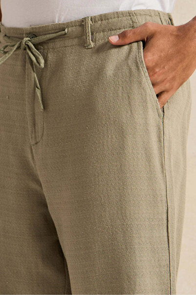 REDTAG Men Mint Solid Trousers