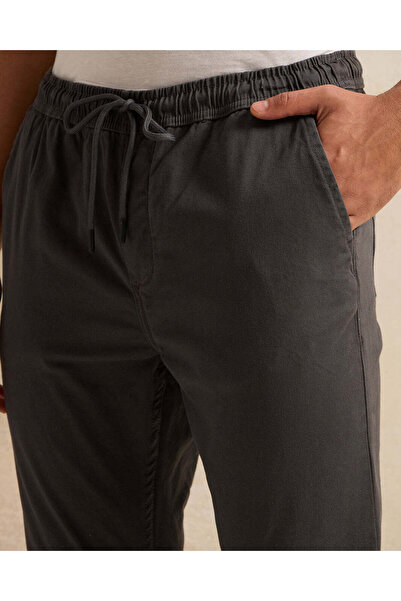 REDTAG Men Charcoal Jogger Trousers