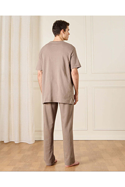 REDTAG Men Beige Solid Pyjama Set (2 Piece)