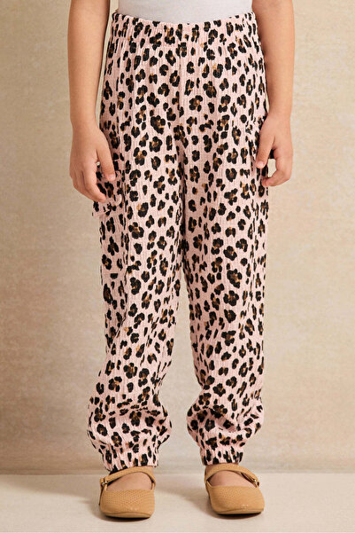 REDTAG بنطلون عاجي مطبوع للبنات