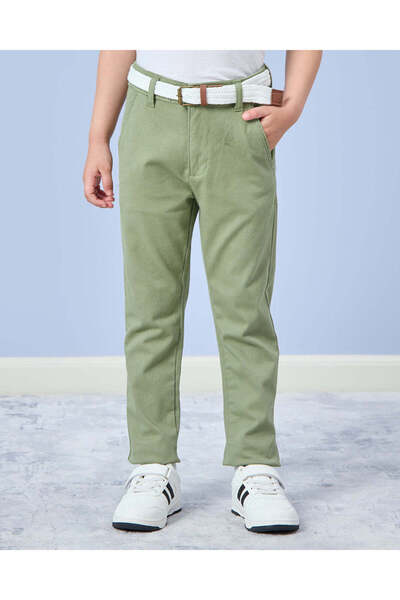 REDTAG بنطال أخضر كاجوال للأولاد مع حزام مضفر