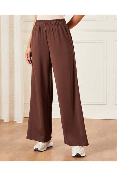 REDTAG بنطلون رياضي نسائي بني أرجل واسعة