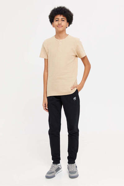 REDTAG بنطال رياضي أسود للأولاد الكبار