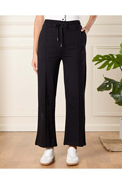 REDTAG بنطلون رياضي نسائي أسود أرجل واسعة