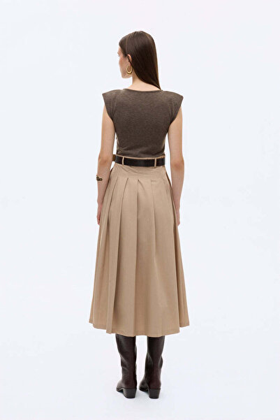 Quzu Belted Contrast Fabric Pleated Midi Dress