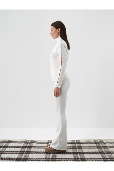 Xint Kadın Ekru Modal Dokulu Regular Fit Uzun Kollu Tişört