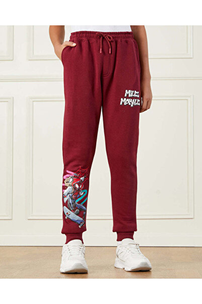 REDTAG بنطال مايلز موراليس الرياضي للأولاد الكبار باللون العنابي