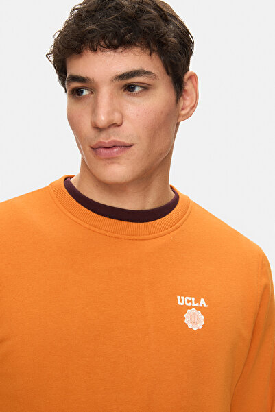 UCLA VALLEY Помаранчева футболка з коміром-стійкою та принтом Standard Fit для чоловіків