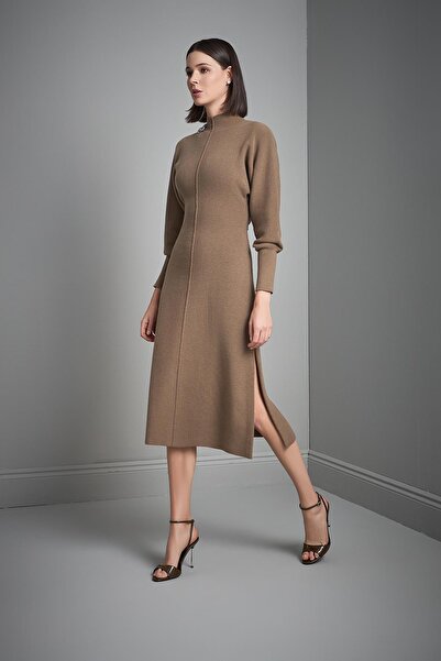 JOIN US Yarasa Kol Yırtmaçlı Bej Midi Triko Elbise