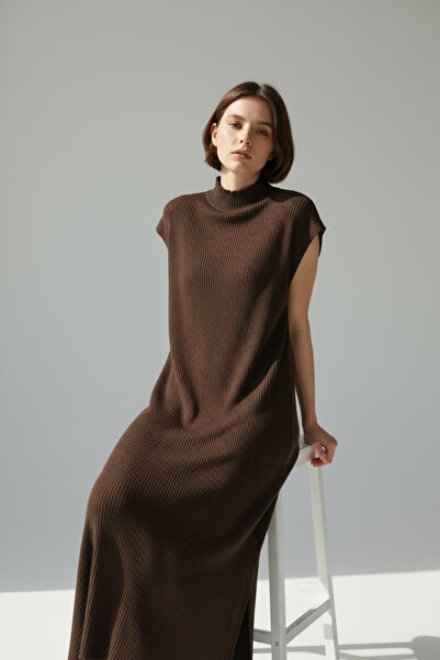 NEWCO Women's High Neck Relax Fit Knit Dress – Elegant Silhouette, Comfortable and Stylish Textured Fabric