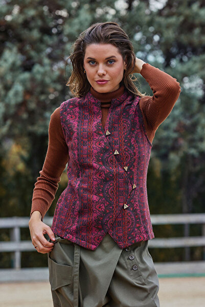 Los banditos Magnificent Collar Cross Buttoned Tank Top