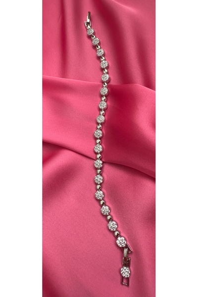 GİAccs. سوار فضي مرصع بالأحجار الكريمة