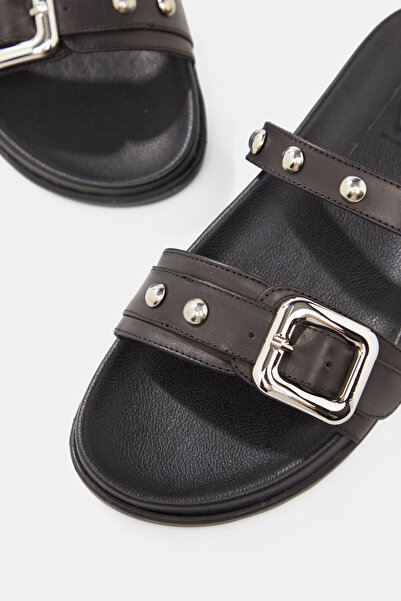 W Collection Leather Cross-Band Slippers with Buckle