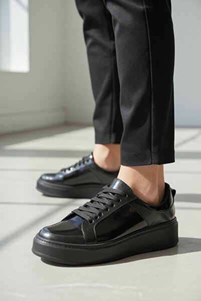 Fox Shoes V274728004 Black Thick Soled Sports Shoes Sneakers