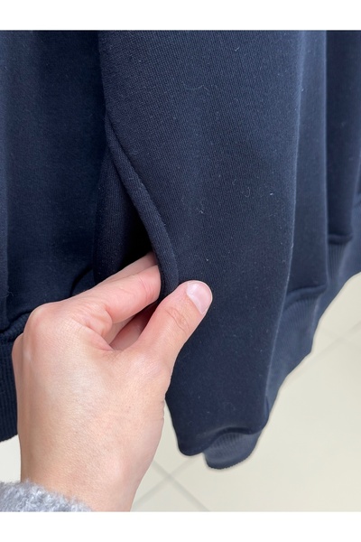 BENAHOLL Μπλούζα Banu Yandan με οβάλ τσέπες oversized με κουκούλα και τρεις κορδόνια Sweat-ZN1644 Navy Blue