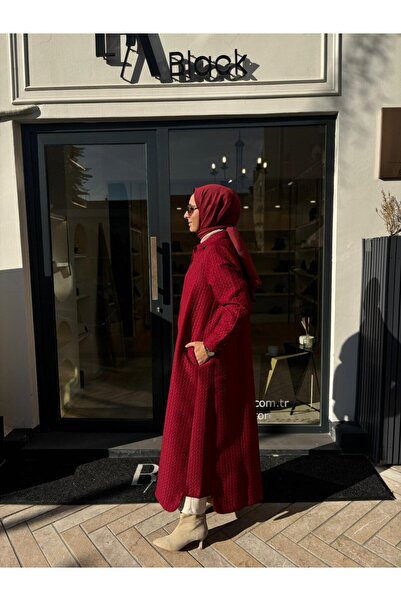 Invee Burgundy Invee Long Cap 7039 - Snap Fastener