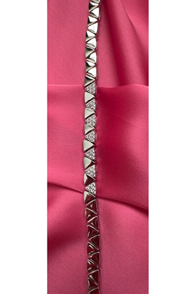 GİAccs. سوار فضي مرصع بالحجر المثلث