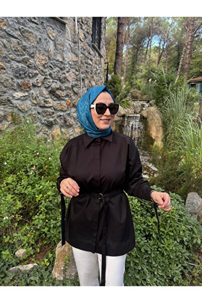 byalisdmr قميص داريان كول بتفاصيل حزام من قماش البوبلين السميك - أسود