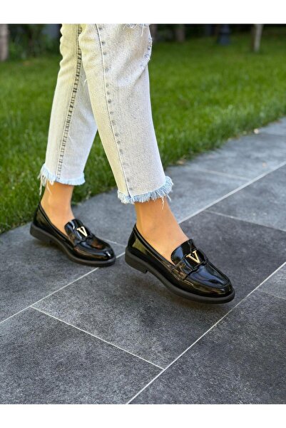 DİVA Μαύρο λουστρίνι Δερμάτινο Με αγκράφα Γυναικεία casual παπούτσια