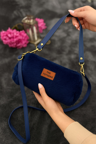 mira bujiteri Kadın Lacivert Suni Kürk Detaylı Omuz ve Crossbody Çanta