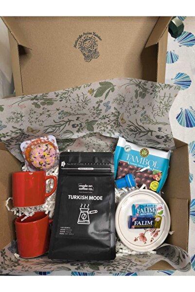 Butik Kırmızı bardaklı çift kişilik Nostaljisever Annelere Hediye Kutusu