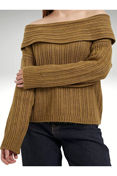 AlanTeks Degaje Madonna Collar Comfortable Fit Women's Knitwear Sweater