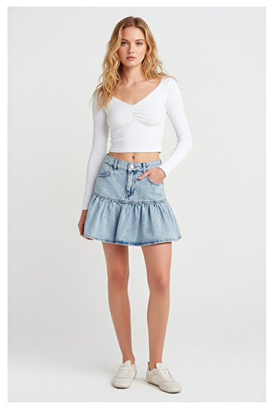 Dilvin Soft Textured Lace Detail Top-White