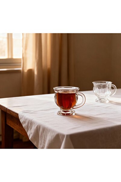 Madame Coco Vannes 4'lü Çay Fincanı Seti