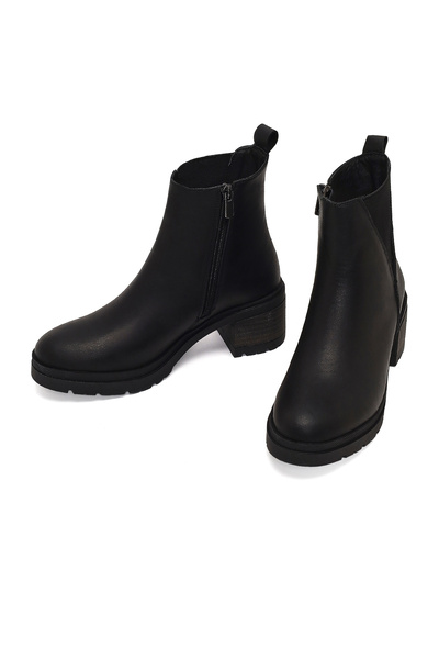 Derimod Kadın Siyah Fermuarlı Kalın Topuklu Deri Bot 25WFD340218