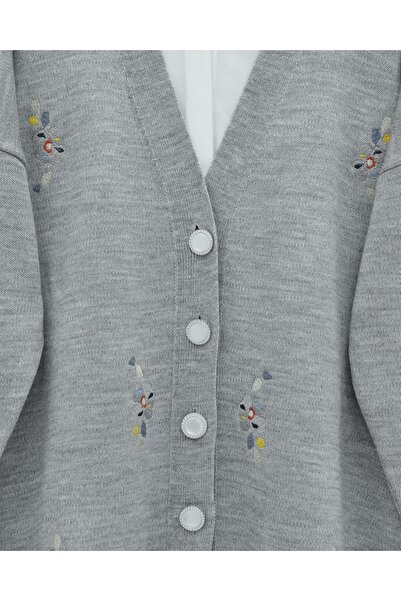 Modamorfo Floral Embroidered Shiny Buttoned Knit Cardigan - Gray