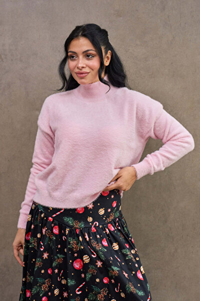KÜÇÜĞÜM BUTİK Pink Feather Turtleneck Sweater