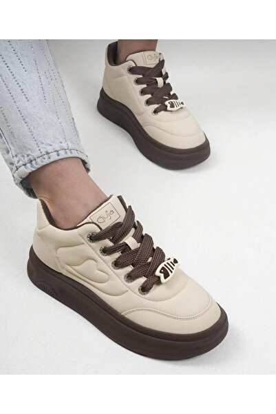 Guja 25421 حذاء رياضي نسائي ذو نعل عالٍ من الجلد الناعم الفاخر مع رموز تعبيرية