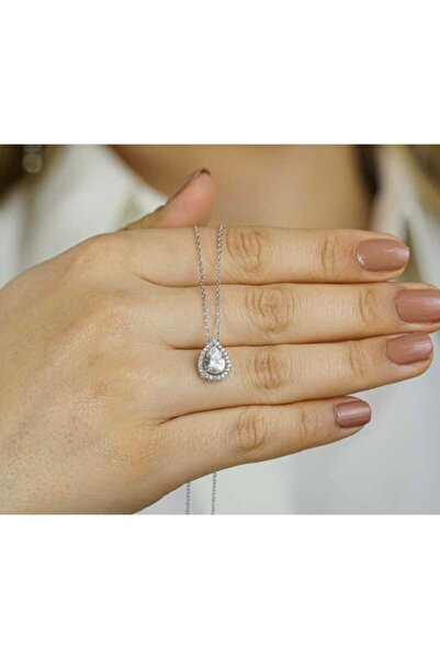 pure age قلادة أنيقة وراقية من الفولاذ من ساد