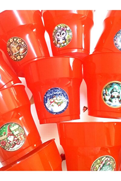 Armada 12-Pack Christmas Themed Red Plastic Cups (180 ml - 7 cm)