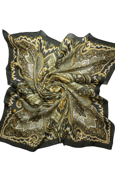 Avoria Kadın Siyah Zeminli Yeşil Sarı Etnik Desenli Soft Saten Kare Eşarp