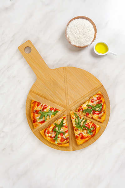 Benante Bamboo Round Cutting Board - 33 cm X 23 cm