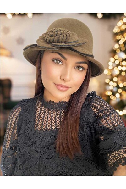 Confortino Elegant women's felt hats with small brims and floral decoration Rose - ONE SIZE, ADJUSTABLE