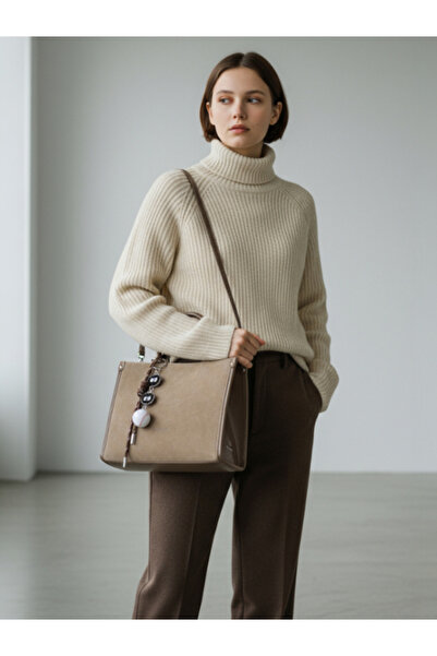 Crazy Kriste Bell Genuine Leather Suede Detailed Hand and Shoulder Bag – Stylish & Suitable for Everyday Use