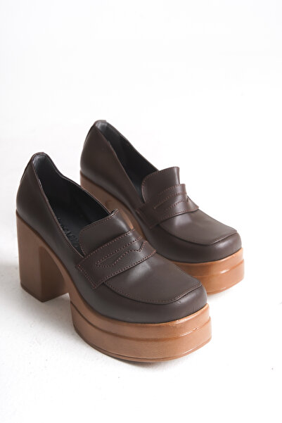 Shoesers Women's Special Design Platform Heeled Dark Brown Loafer Shoes