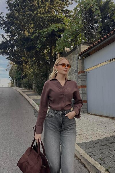 lizge giyim YAN BÜZGÜ DETAYLI KOL UCU BAĞCIKLI GÖMLEK