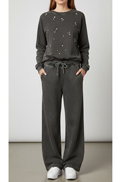 The Women's Stone Detailed 95% Cotton 5% Elastane Regular Fit Batik Black Sweatshirt – Crew Neck