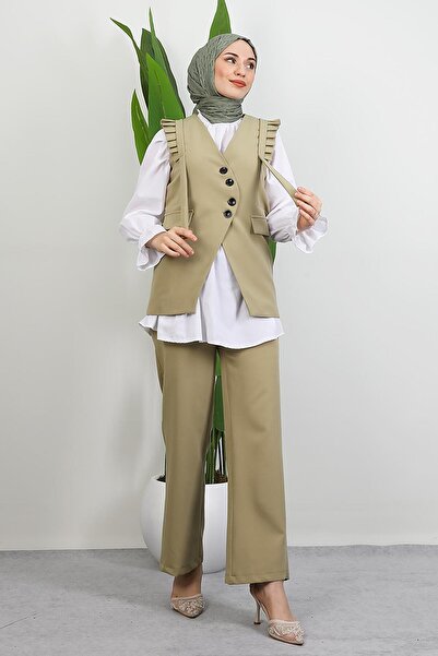 GİYZAMİLA Devin Ruffle Detail Suit Soft Green