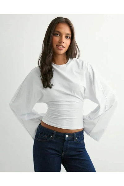 bysoca بلوزة نسائية بيضاء بياقة دائرية وأكمام إسبانية من قماش الغوص المريح للجسم