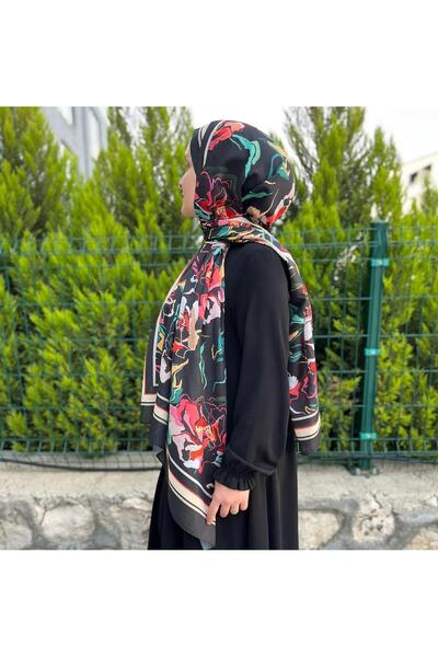 ESSLERA Μαύρο μαλακό σάλι με σχέδιο μπατίκ