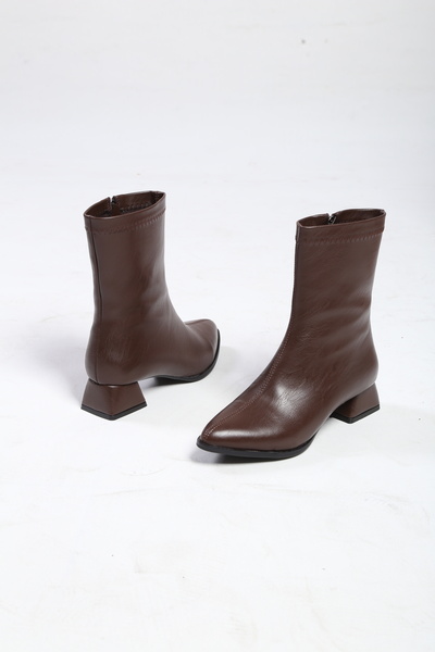 SS SARAS STEPS KADIN SADE STREÇ SİVRİ BURUN BOT