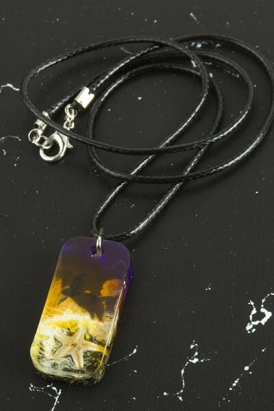 ZERO LAND Nrzsnt Starfish Rectangle (233111) Epoxy Pendant-Yellow