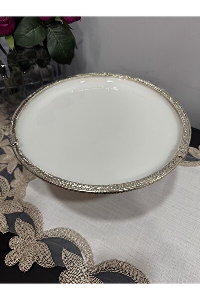 Santara Avangarde Porcelain Casting Footed Presentation Plate with Casting Edge