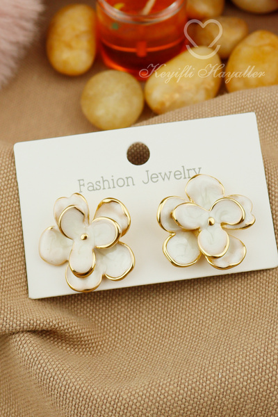 Keyifli Hayaller Orijinal Çelik Çivi Küpe - Gold Katmerli Çiçek Çelik Küpe Kararmaz Solmaz Günlük Kullanım 2,5cm